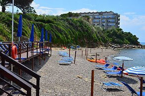 Carlton Hotel Riviera