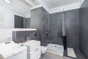 Browar Lubicz Apartments by Renters