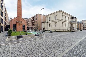 Browar Lubicz Apartments by Renters