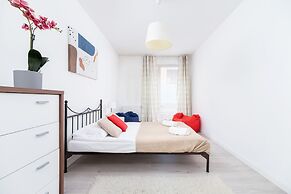 Browar Lubicz Apartments by Renters