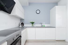 Browar Lubicz Apartments by Renters