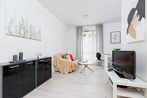 Browar Lubicz Apartments by Renters