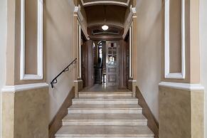 Modern Studio Kantor by Renters