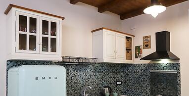 Shabby chic apartment in the city center