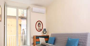 Shabby chic apartment in the city center