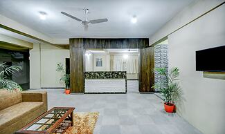 Treebo Sayaji Residency