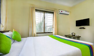 Treebo Sayaji Residency