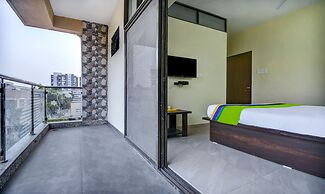 Treebo Sayaji Residency