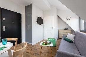 Kolo Brzegu Apartments by Renters