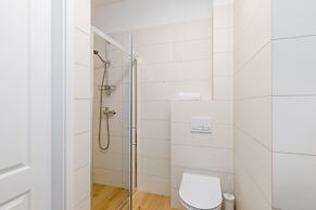 Kolo Brzegu Apartments by Renters