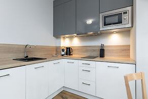 Kolo Brzegu Apartments by Renters