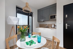 Kolo Brzegu Apartments by Renters