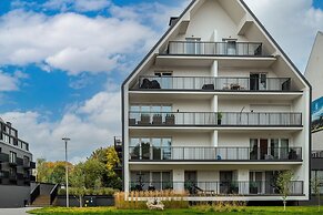 Kolo Brzegu Apartments by Renters