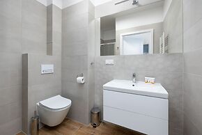 Kolo Brzegu Apartments by Renters