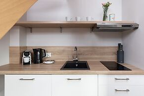 Kolo Brzegu Apartments by Renters