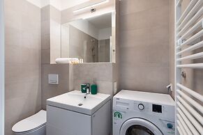 Kolo Brzegu Apartments by Renters
