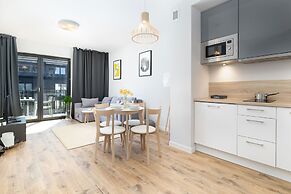 Kolo Brzegu Apartments by Renters