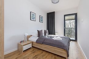 Kolo Brzegu Apartments by Renters