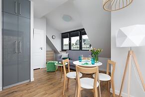 Kolo Brzegu Apartments by Renters