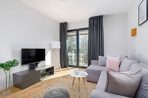 Kolo Brzegu Apartments by Renters