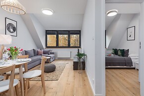 Kolo Brzegu Apartments by Renters