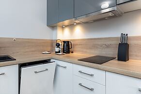 Kolo Brzegu Apartments by Renters