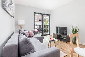 Kolo Brzegu Apartments by Renters