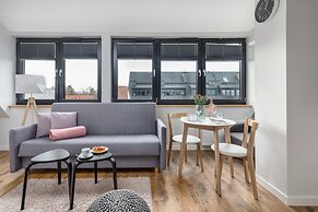 Kolo Brzegu Apartments by Renters