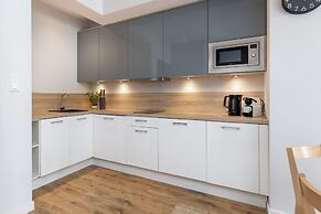 Kolo Brzegu Apartments by Renters