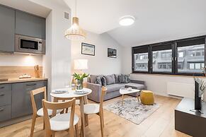 Kolo Brzegu Apartments by Renters