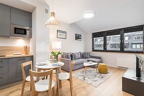 Kolo Brzegu Apartments by Renters