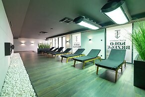 Kolo Brzegu Apartments by Renters