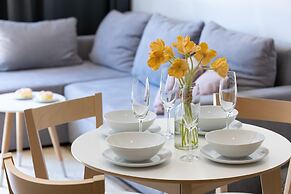 Kolo Brzegu Apartments by Renters