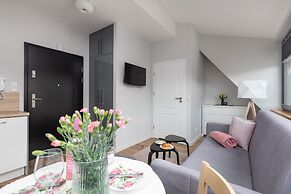 Kolo Brzegu Apartments by Renters