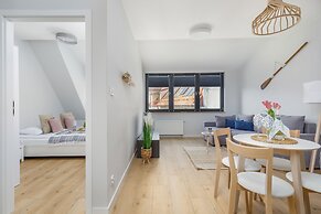 Kolo Brzegu Apartments by Renters
