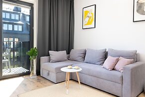 Kolo Brzegu Apartments by Renters