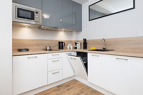 Kolo Brzegu Apartments by Renters