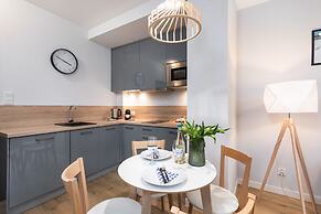 Kolo Brzegu Apartments by Renters