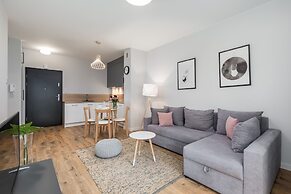 Kolo Brzegu Apartments by Renters