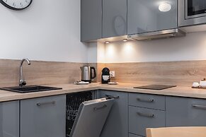 Kolo Brzegu Apartments by Renters