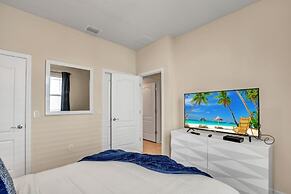 Solterra Resort Great For Families Near Disney! 5 Bedroom Villa by Red