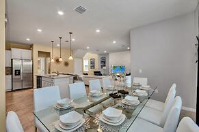 Solterra Resort Great For Families Near Disney! 5 Bedroom Villa by Red