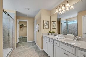 Solterra Resort Great For Families Near Disney! 5 Bedroom Villa by Red