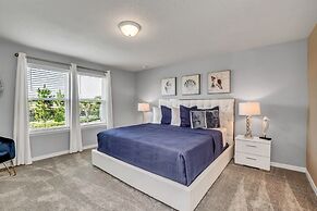 Solterra Resort Great For Families Near Disney! 5 Bedroom Villa by Red