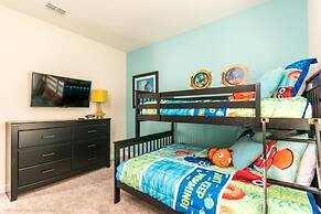 Luxury 5 Bed Townhome With Pool 5 Bedroom Townhouse by RedAwning