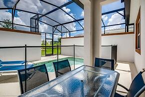 Luxury 5 Bed Townhome With Pool 5 Bedroom Townhouse by RedAwning