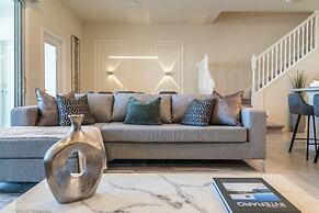 Brand New Home In Top Rated Resort Solterra 5 Bedroom Townhouse by Red