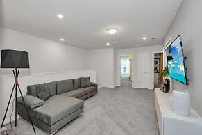 Brand New Home In Top Rated Resort Solterra 5 Bedroom Townhouse by Red