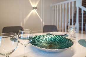 Brand New Home In Top Rated Resort Solterra 5 Bedroom Townhouse by Red