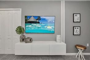 Brand New Home In Top Rated Resort Solterra 5 Bedroom Townhouse by Red